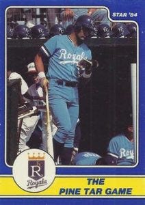 228 George Brett RC HOF - 1975 Topps Baseball Cards (Star) Graded EX+