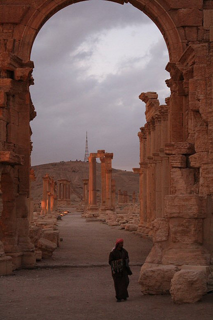 The Monumental Arch and the Great Colonnade, Palmyra / Syria