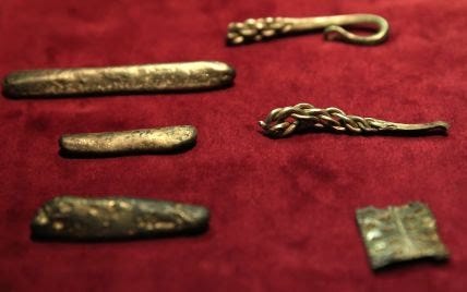Ancient Viking treasures found during construction in Norway https