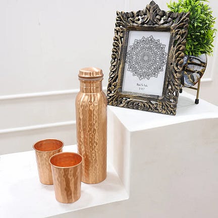 Find the Best Diwali Gifts for Employees Under 3000