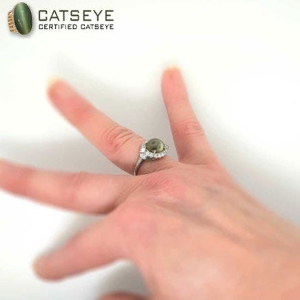 Cats eye stone hot sale 3 carat