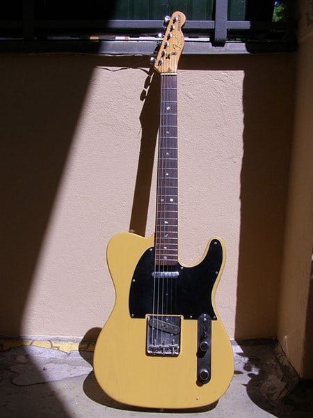 Fender Deluxe Nashville Telecaster — A Stratified Telecaster Fender Deluxe Nashville Telecaster — A Stratified Telecaster