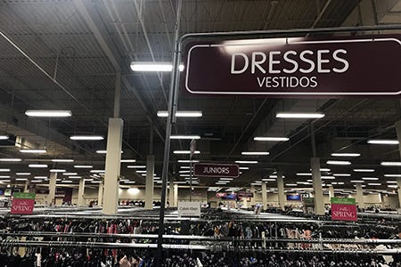 Roupas de marca com preço baixo — Burlington | by Roteiros e Relatos |  Medium