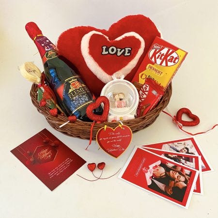 Romantic Valentines Day Gift Hampers | Chosen Date Delivery - Angroos -  Medium