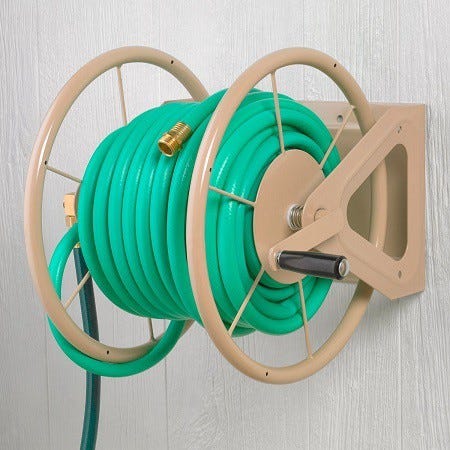 Garden Hose Reel — Keep It Looking Neat All the Way