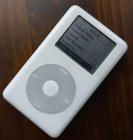 iPod nano: Apple' Mid-Range iPod, Now Discontinued