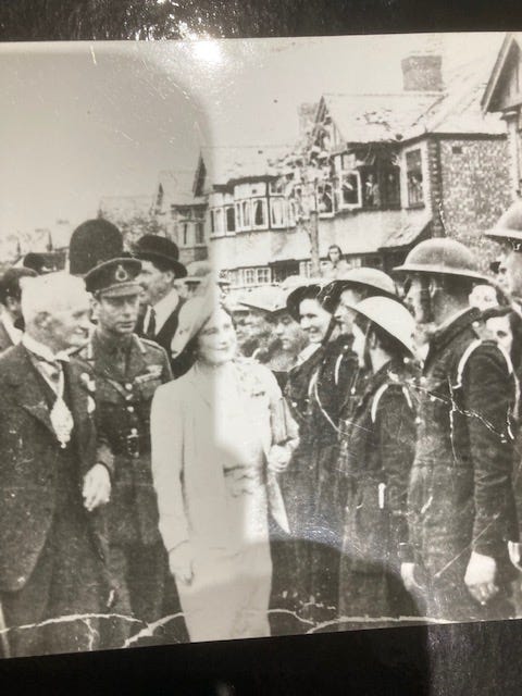 When the Queen met my aunt Lil.. After rummaging through some old stuff ...