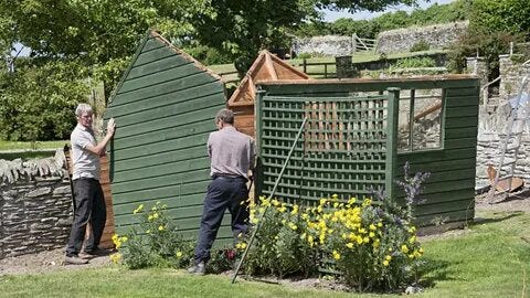 How Garden Shed Removal Nottingham Helps Transform Your Outdoor Space