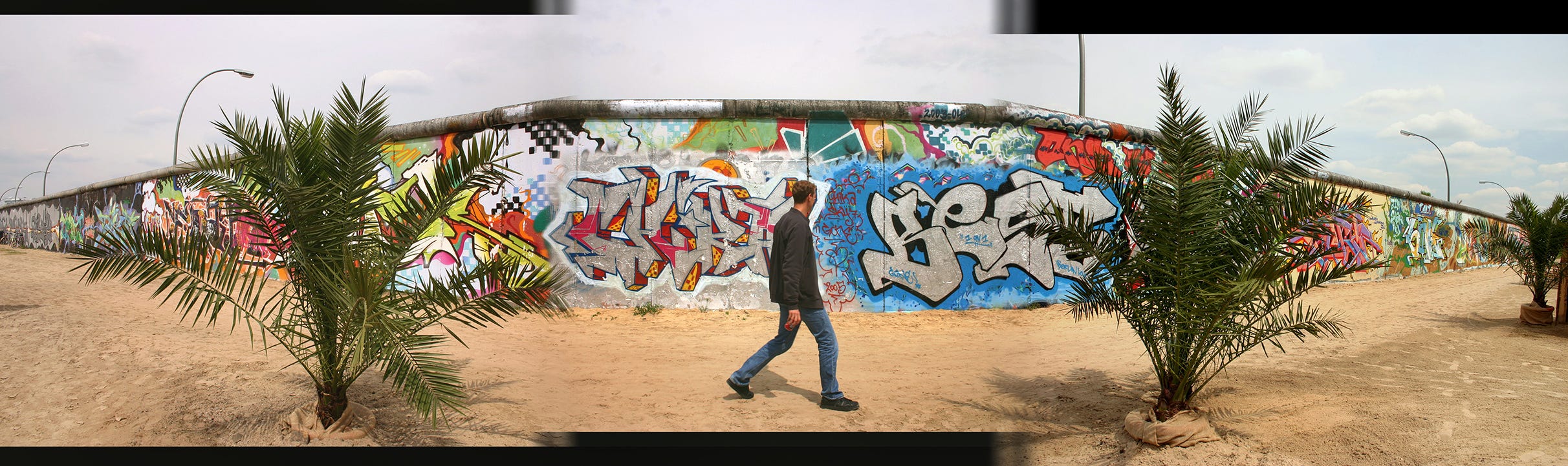 Air Graffiti Wall: The Advanced Digital Graffiti Station - Foto Master