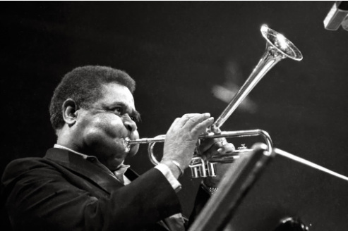 Trompet Bükücü -Dizzy Gillespie