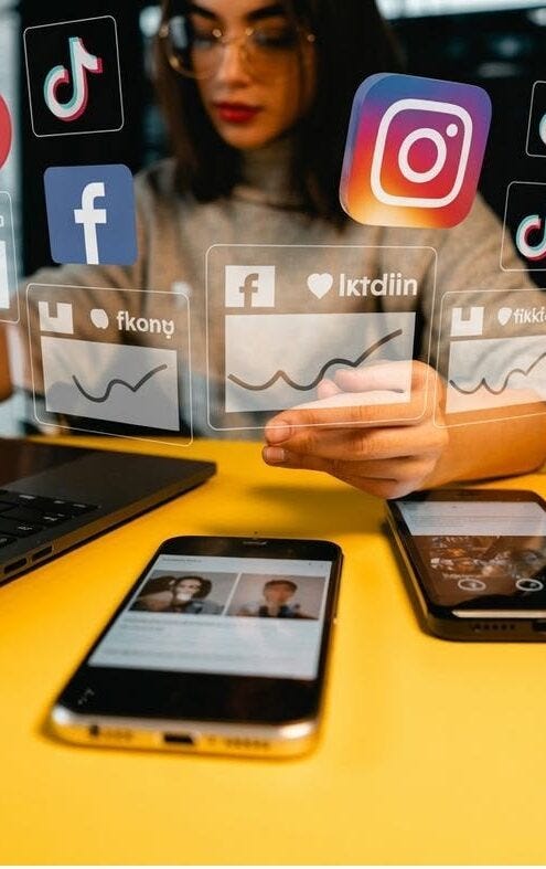 Jewelry brands presenting collections and connecting with buyers at a global jewelry trade show – The Jewelry Gossips