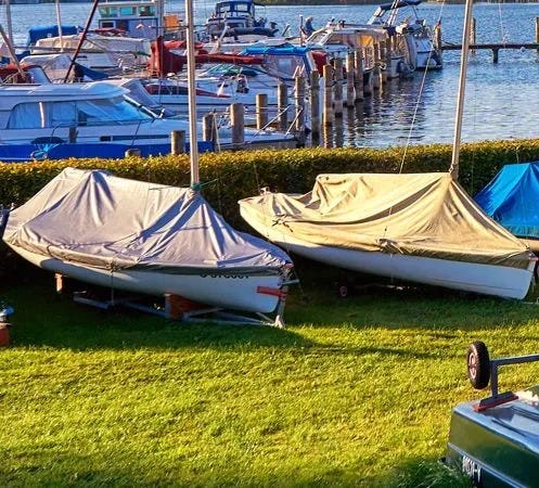 Heavy Duty Waterproof Roof Tarps | Thetarpswholesaler.com