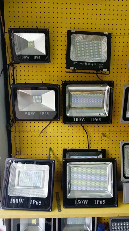 DL Light teach you how to choose Led flood light by Led Light Light Engineer Medium