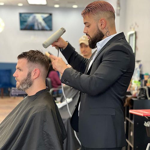 Experience the Finest Haircuts and Grooming at the Best in