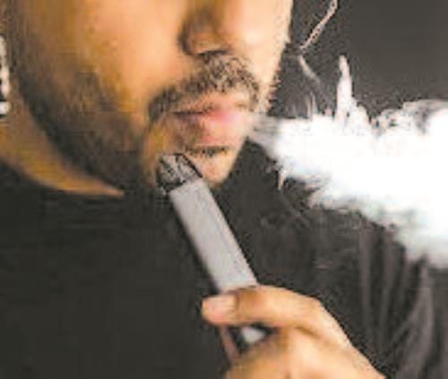 Experts Discourage Vaping Amid Mounting Health Concerns