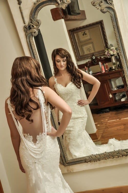 Timeless Elegance Bridal Hairstyles and Hair Extensions in