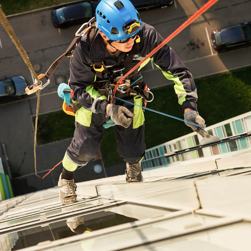 Rise Above the Risks Exploring the Benefits of Fall Protection Course