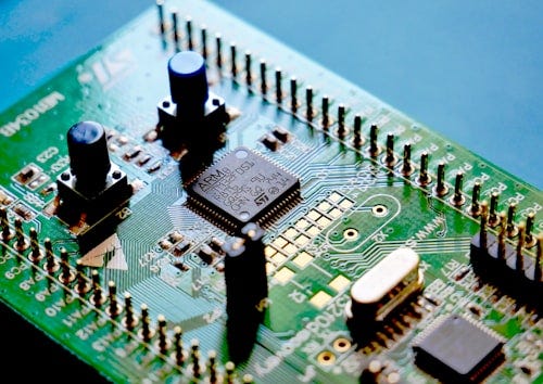 What are the common debugging techniques for MCUs?