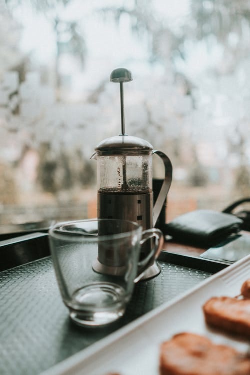 How to Use a French Press in Seven Easy Steps - Foodal