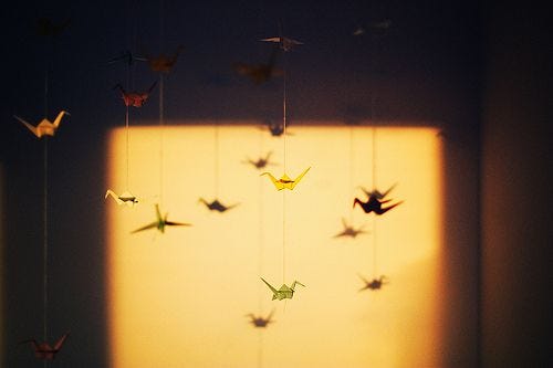 Bait-bait Sendu–Sang Penyulam Lara