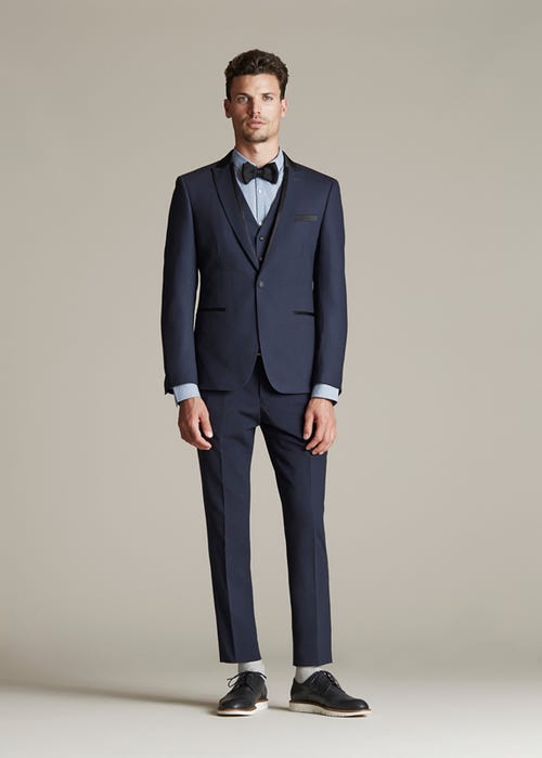 how to wear a necktie with a suit