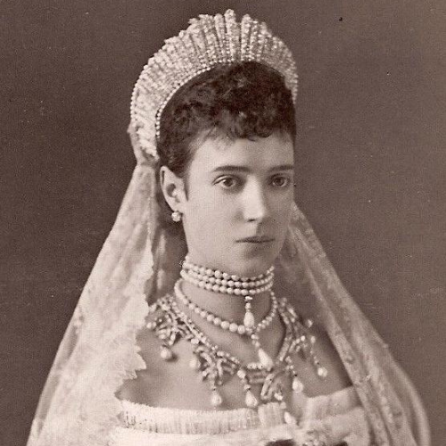 Russian Royal Romanov Tiaras. Russian history sparkles with the… | by ...