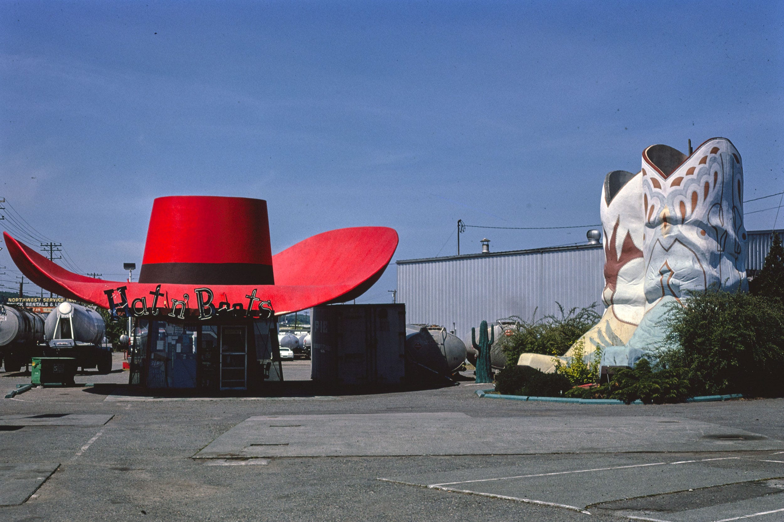 These historic photographs of mimetic architecture are pure