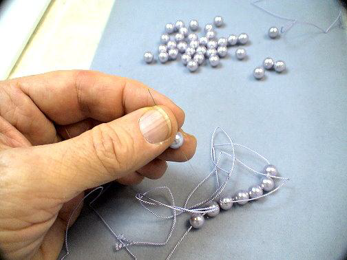 RE-STRINGING PEARLS: 5 Tell-Tale Signs Your Pearls Need Re-Stringing, by  Warren Feld