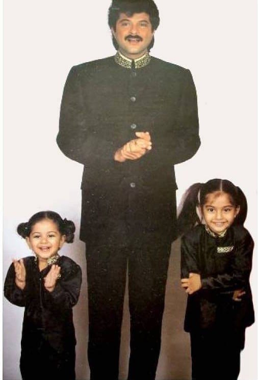 Anil Kapoor with daughters Sonam Kapoor and Rhea Kapoor
