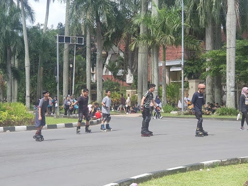 3 Fatigue Busting Activities at Car Free Day in Malang City by 3 Fatigue Busting Activities at Car Free Day in Malang City by