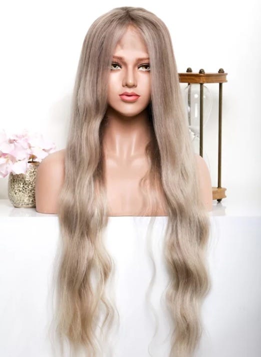 Use of the best hair extensions brand to enhance your look by Doll