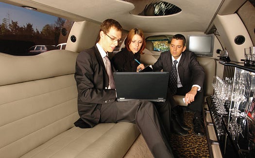 Airport Limo Service Brooklyn