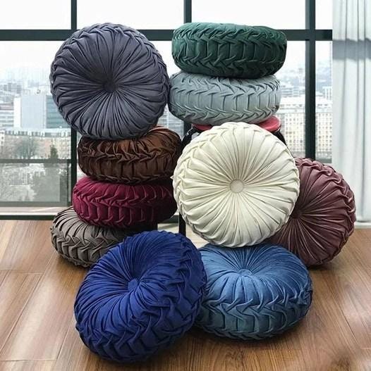 Tips for choosing a good pillow.. We spend of our lives in