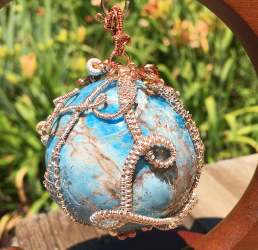 The best healing pendulums. Pendulums are normally objects that are