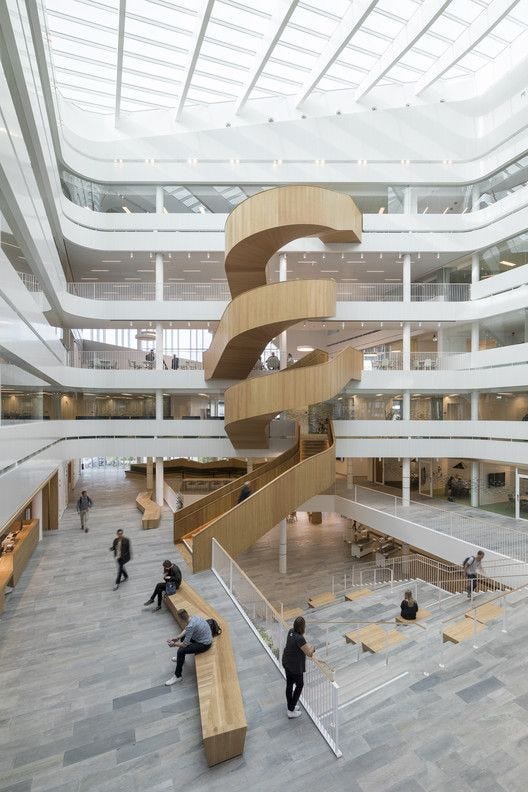 Pesona Interior Gedung Modern yang Memukau