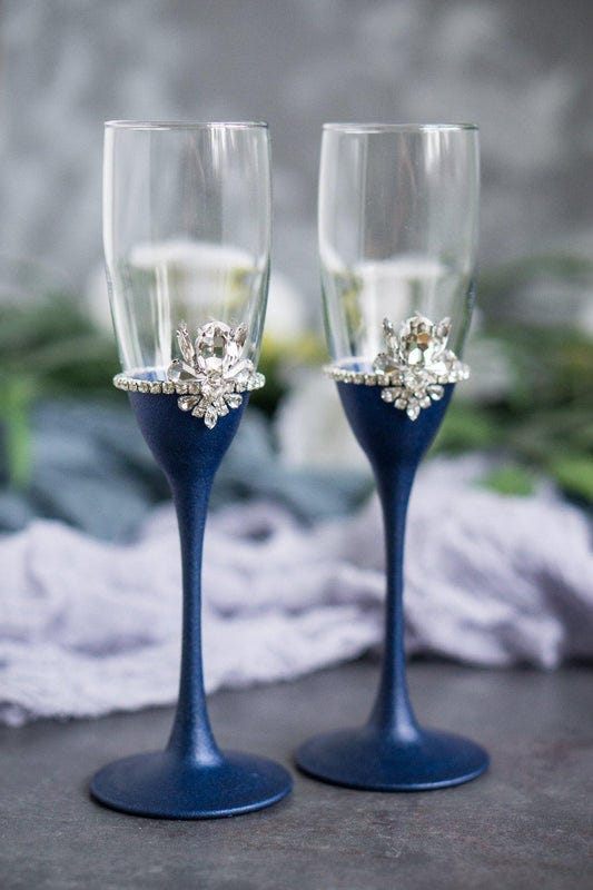 Champagne Glasses for Wedding: Adding Sparkle to Your Celebration