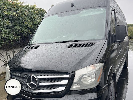 Transportation service in Fullerton CA | Dapper Limo
