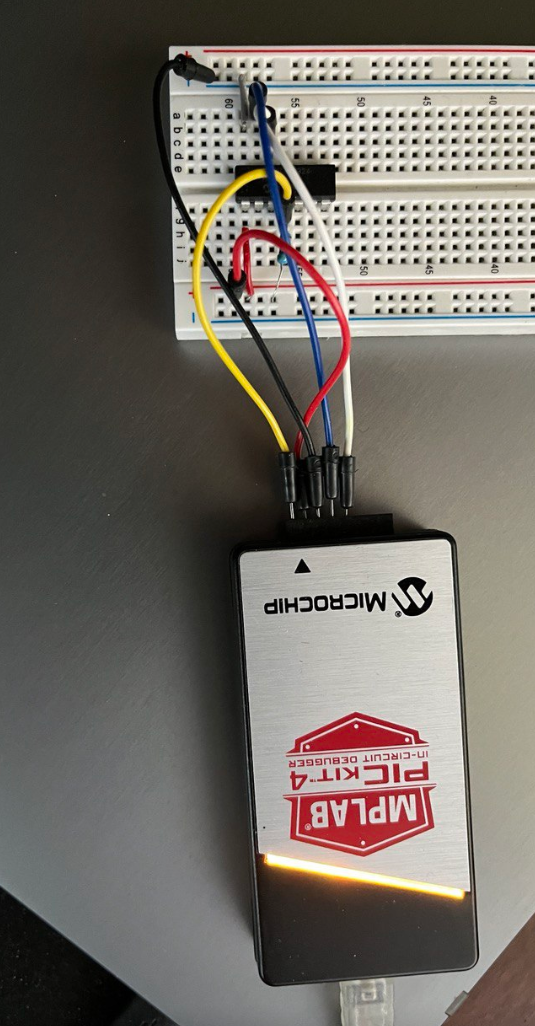 PIKkit Wiring for Reference. Note that Snap connects the same way, but you will need to power the board separately with a Snap device