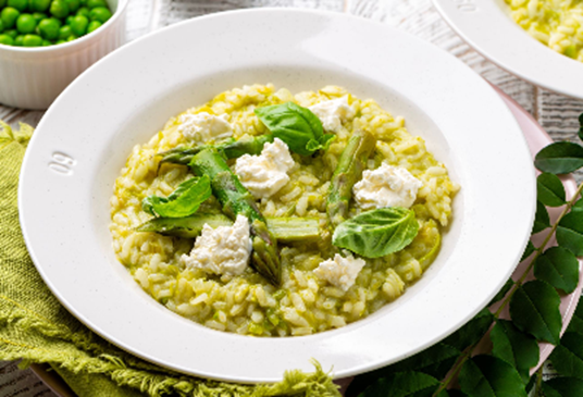 Risotto asparagi e limone: il primo piatto della primavera