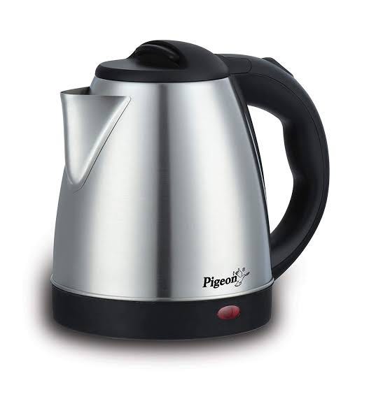 Speed boil water electric kettle, 1.5 Liter for preparations and