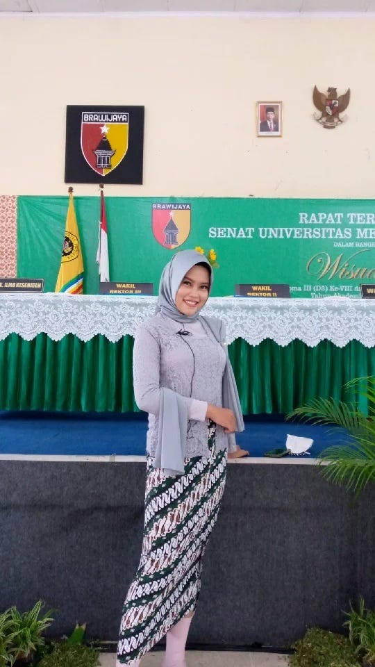 SEWA KEBAYA SURABAYA MURAH Agnis Kebaya, Tempat Persewaan Kebaya