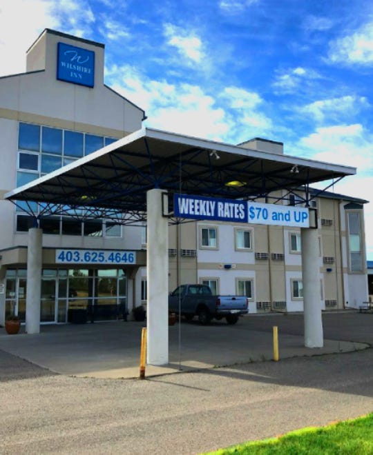 How to Book a BudgetFriendly Hotel in Claresholm? Your Ultimate Guide