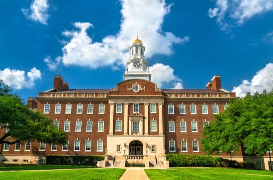 SMU MBA Review: Curriculum, ROI, Career Support & More