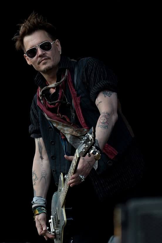 TOP 10 HOTTEST HOLLYWOOD ACTORS. While picking the Top best 10 Hot