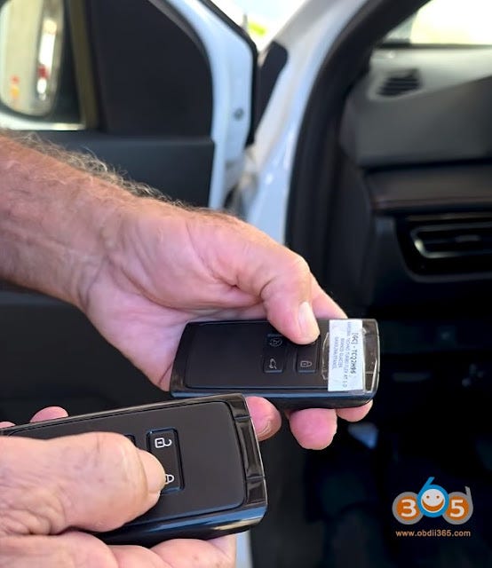 Xtool Program 2019- Renault 4A Smart Key with 40 PIN Cable