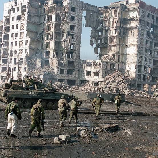 Ne Zaman Zülümler İçinde Karanlığa Gömülmüş Dünya Hakkın Nuruyla Aydınlanır?