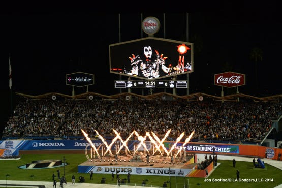 Stadium Series photo gallery - LA Kings Insider