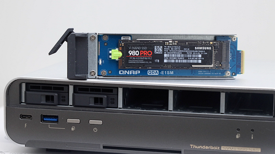 強悍性能融於小機身 QNAP TBS-h574TX 評測分析 強悍性能融於小機身 QNAP TBS-h574TX 評測分析