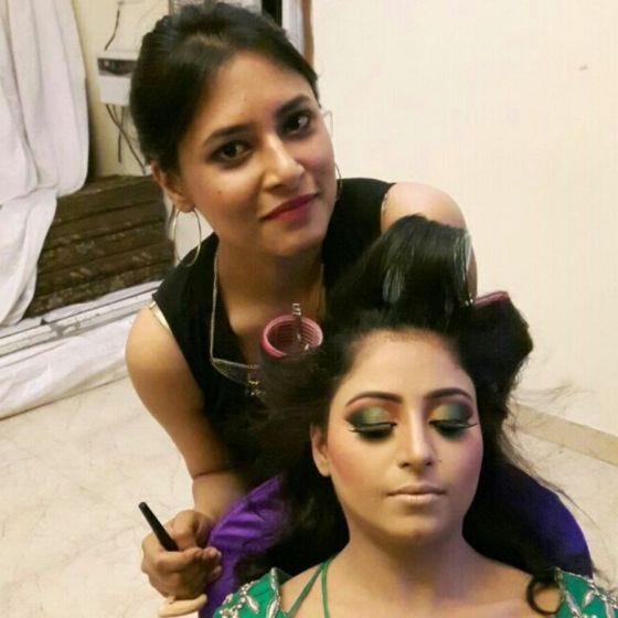 Know about Best Makeup Artist in Lucknow by shades makeup Medium