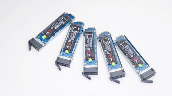 強悍性能融於小機身 QNAP TBS-h574TX 評測分析 強悍性能融於小機身 QNAP TBS-h574TX 評測分析